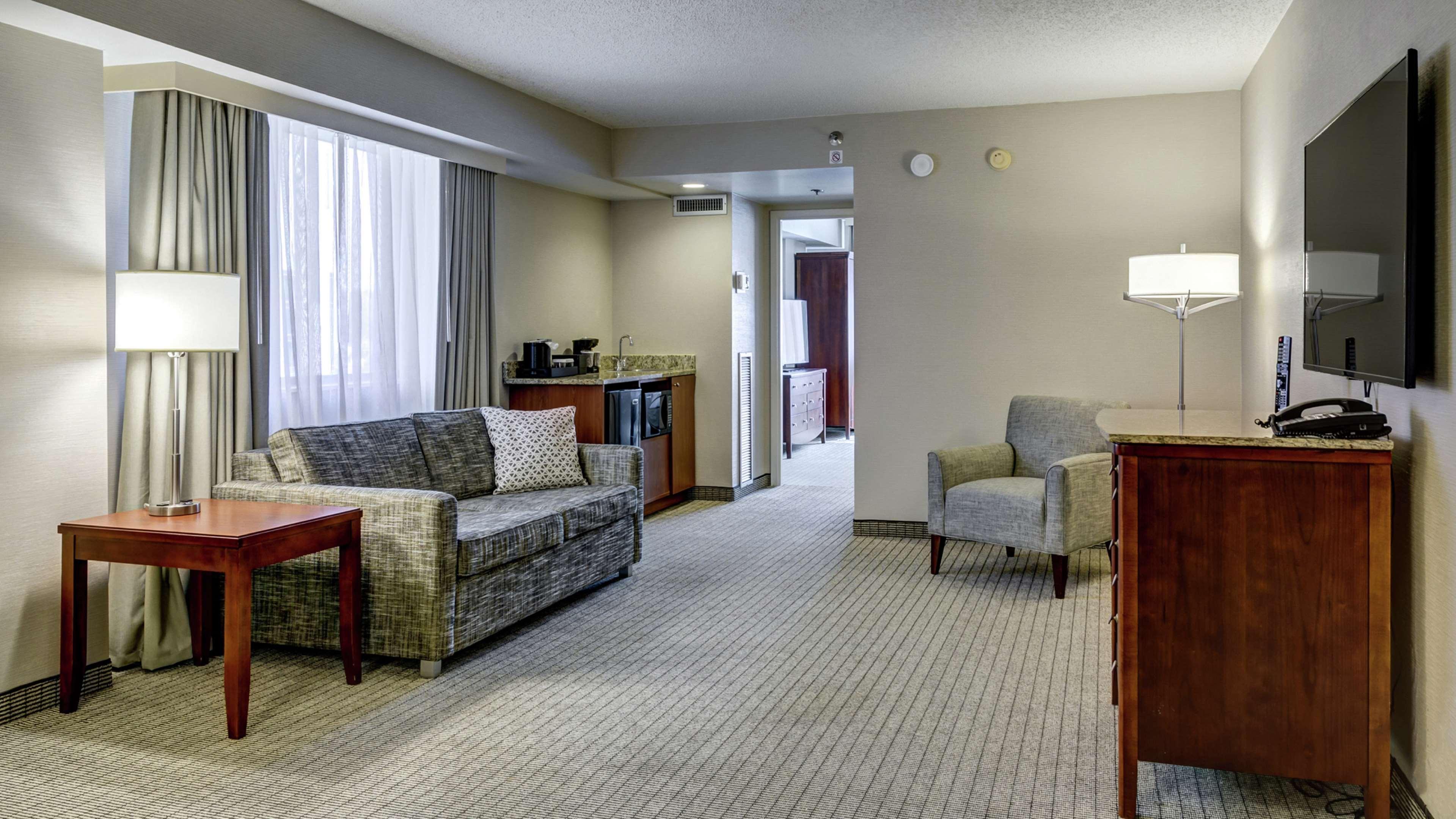 Embassy Suites Cincinnati - Rivercenter Covington Ngoại thất bức ảnh