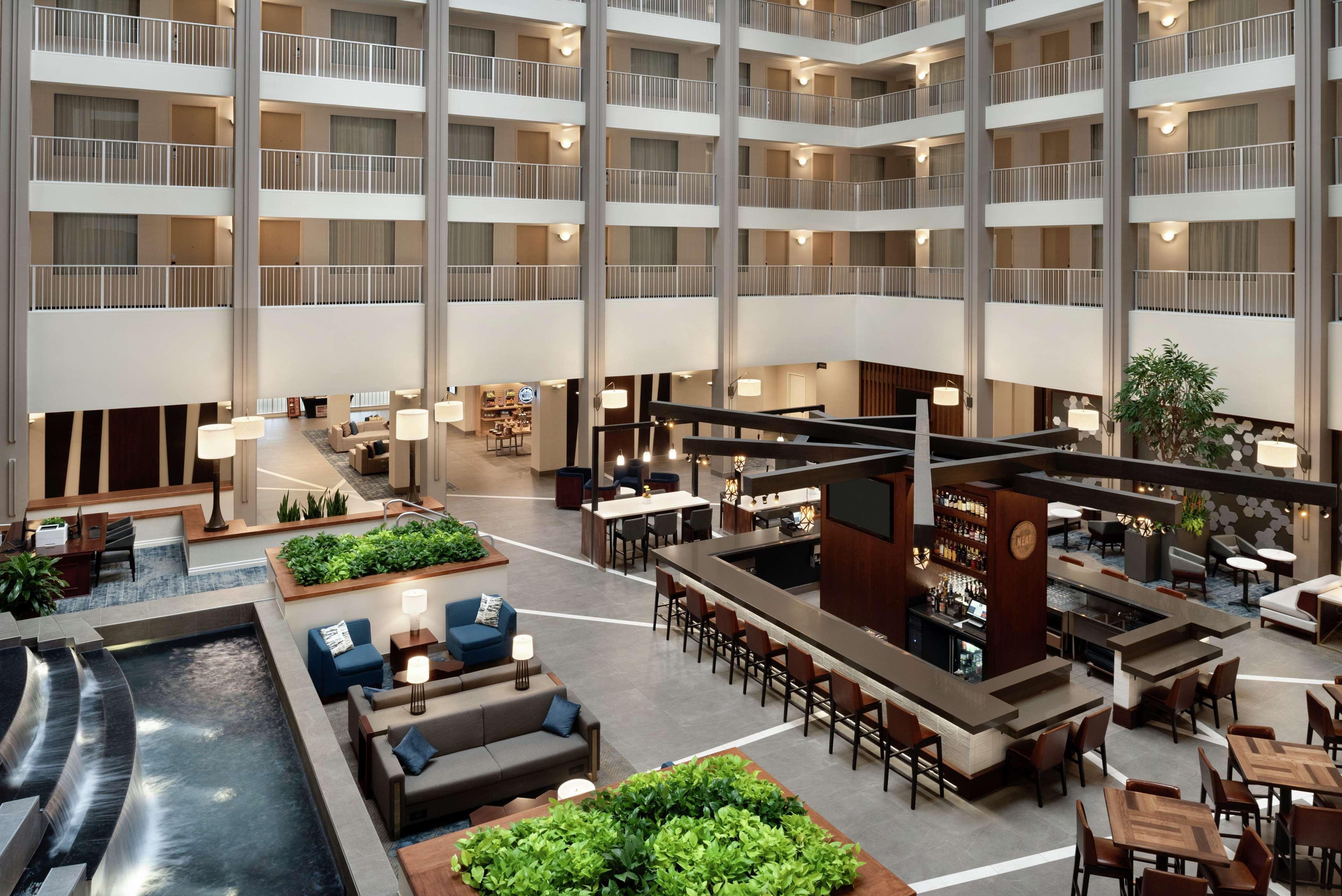 Embassy Suites Cincinnati - Rivercenter Covington Ngoại thất bức ảnh