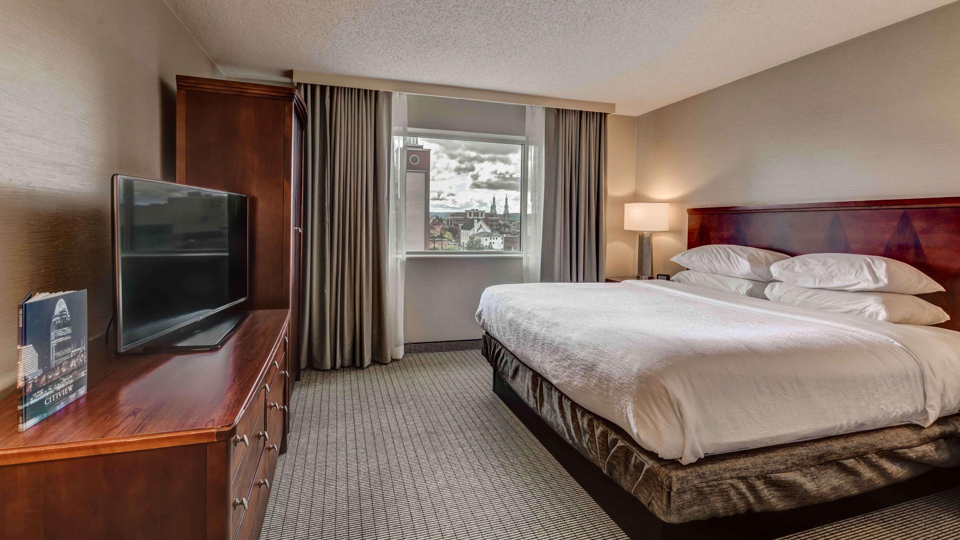 Embassy Suites Cincinnati - Rivercenter Covington Ngoại thất bức ảnh