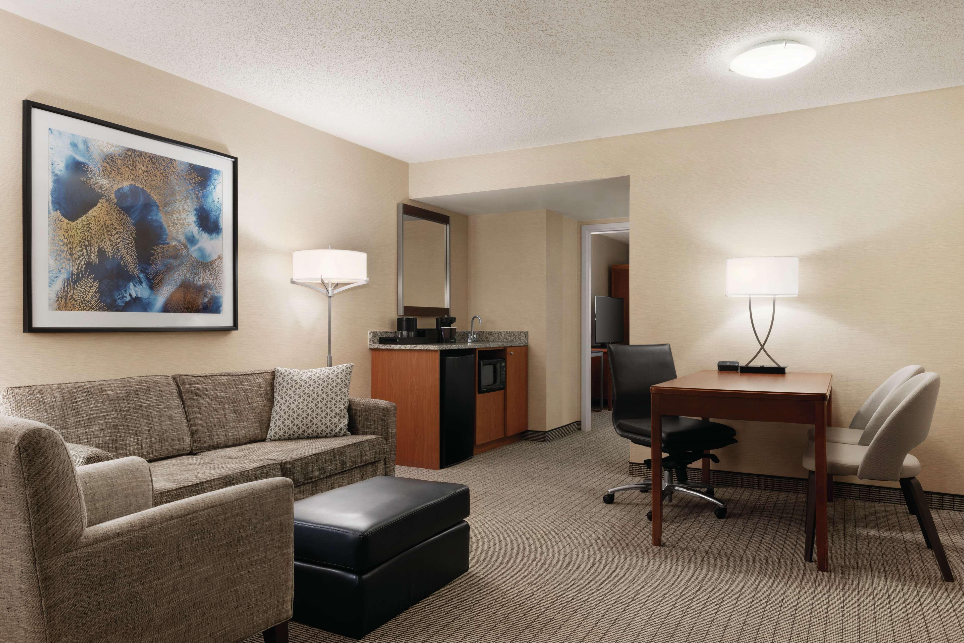 Embassy Suites Cincinnati - Rivercenter Covington Ngoại thất bức ảnh
