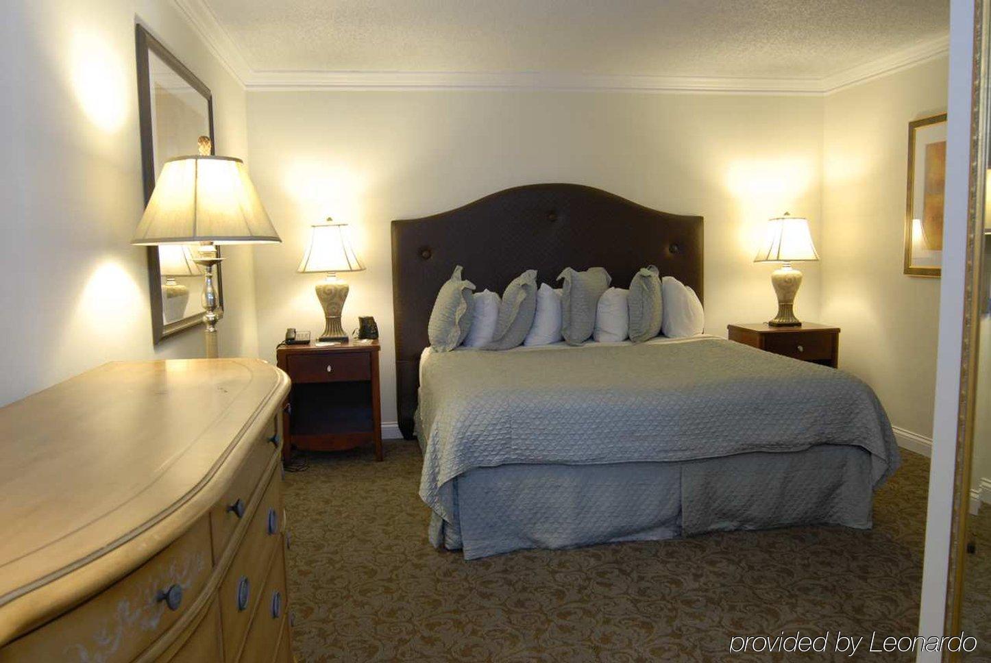 Embassy Suites Cincinnati - Rivercenter Covington Phòng bức ảnh